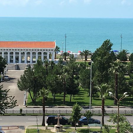 Apt Khimshiashvili 11 Apartament Batumi Zewnętrze zdjęcie