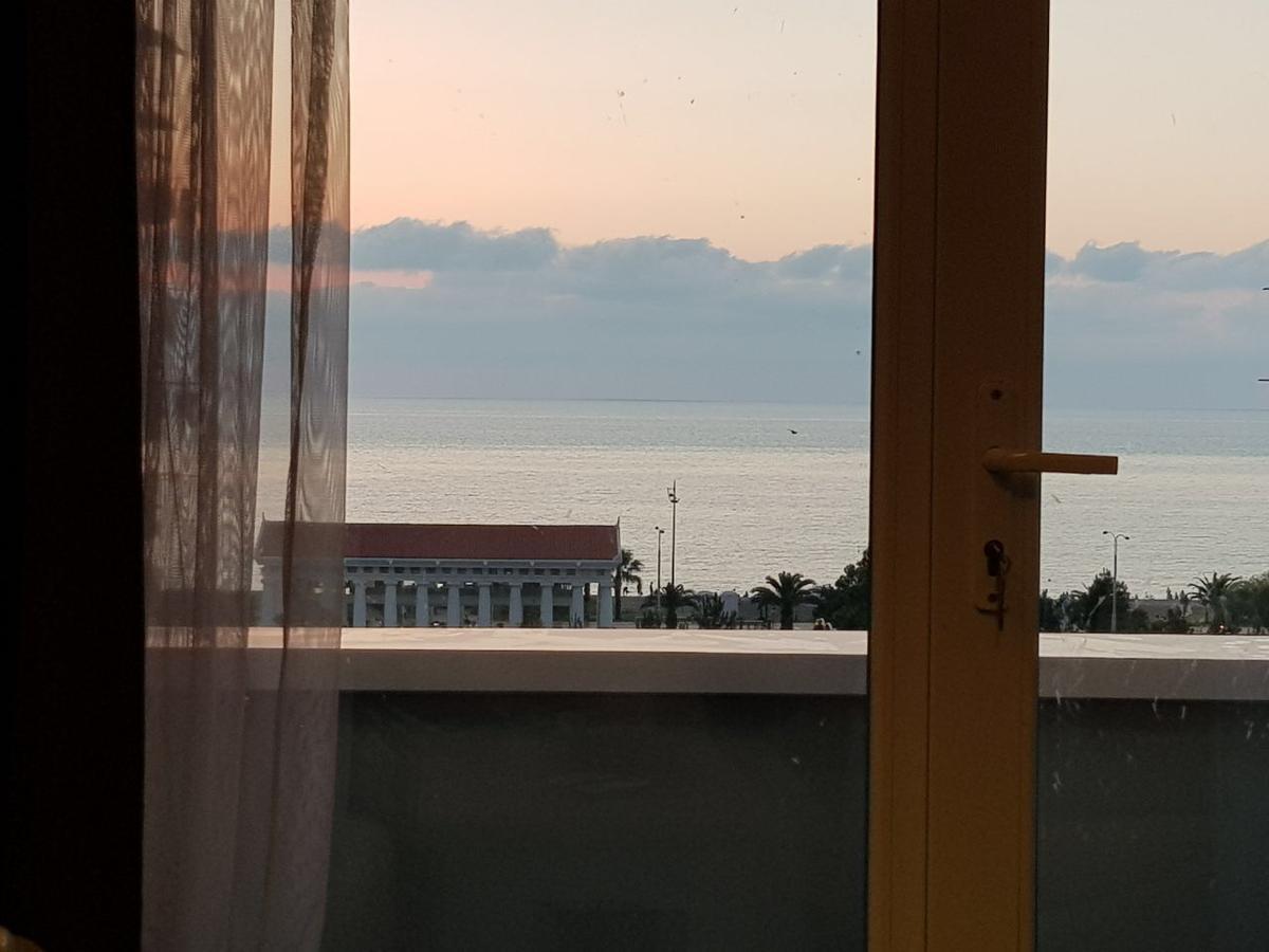 Apt Khimshiashvili 11 Apartament Batumi Zewnętrze zdjęcie